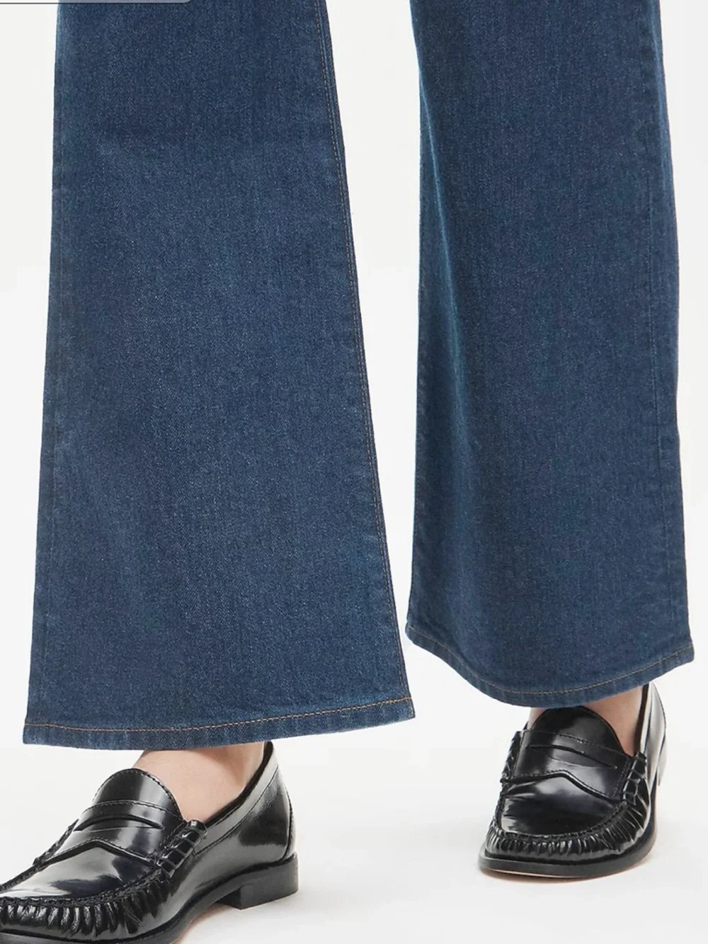 Like New J. Crew Cropped Kick Out High Rise Jeans Size 29